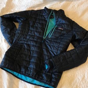 Patagonia lightweight pullover jacket